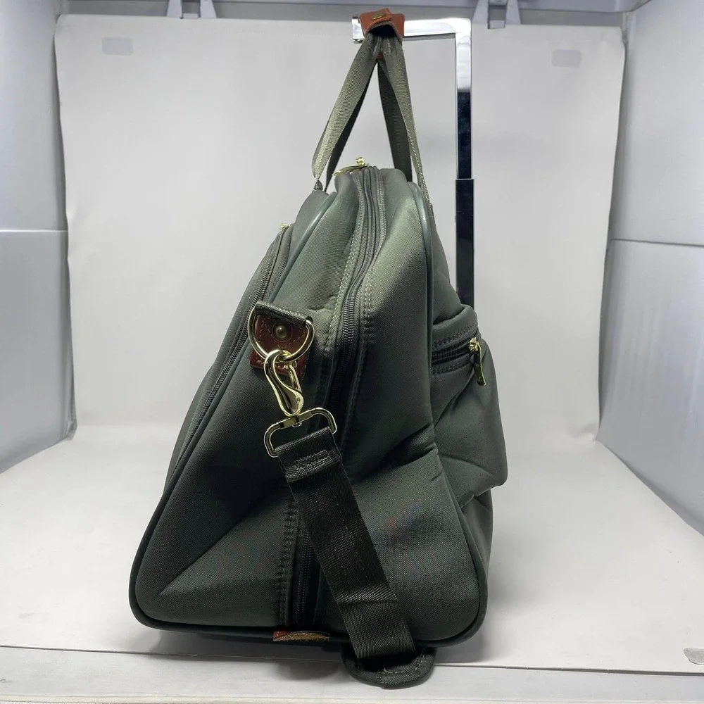 Lark‎ Classic Weekender Duffle Bag Carry On Suitcase Olive Green Luggage Strap